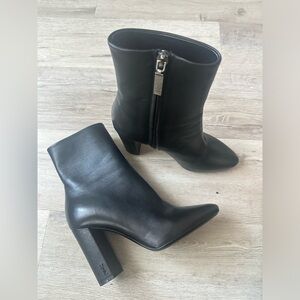 Saint Laurent Lou Ankle Boots
